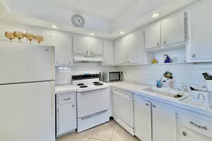 43 Brittany A, Delray Beach, FL 33446 - Photo 13