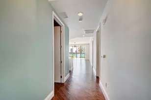 2640 Lake Shore Dr, Riviera Beach, FL 33404 - Photo 9