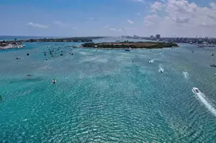 2640 Lake Shore Dr, Riviera Beach, FL 33404 - Photo 57