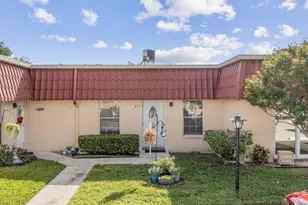 811 Salem Ln, Lake Worth, FL 33467 - Photo 1