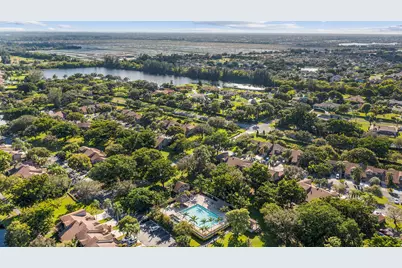 22384 Thousand Pines Lane, Boca Raton, FL 33428 - Photo 9