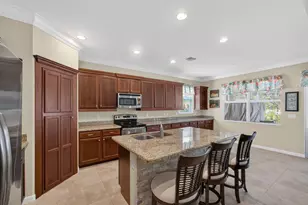 11894 SW Crestwood Cir, Port Saint Lucie, FL 34987 - Photo 9