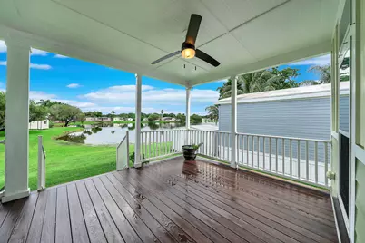 124 Plantation Boulevard, Lake Worth, FL 33467 - Photo 17
