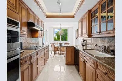 901 E Camino Real Drive, Unit #4D, Boca Raton, FL 33432 - Photo 9