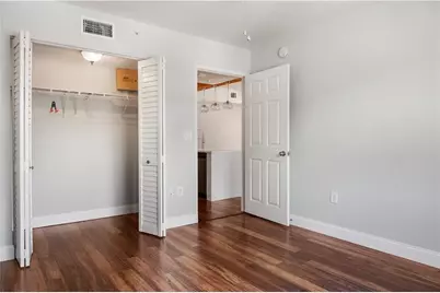 1610 N 42nd Circle, Unit #207, Vero Beach, FL 32967 - Photo 9