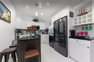 3700 Australian Ct, West Palm Beach, FL 33407 - Photo 3