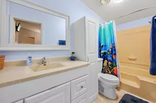 8199 SE Eagle Ave, Hobe Sound, FL 33455 - Photo 23
