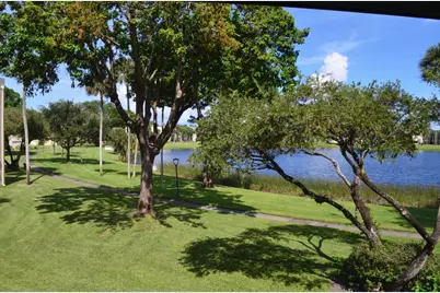 5220 Las Verdes Circle, Unit #211, Delray Beach, FL 33484 - Photo 3
