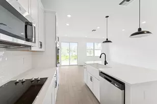 165 SE Birch Ter, Stuart, FL 34997 - Photo 9