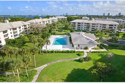3650 Whitehall Drive, Unit #202, West Palm Beach, FL 33401 - Photo 11