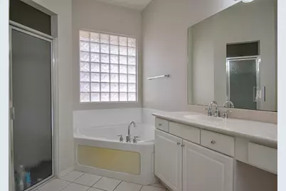 10265 Isle Wynd Court, Boynton Beach, FL 33437 - Photo 29