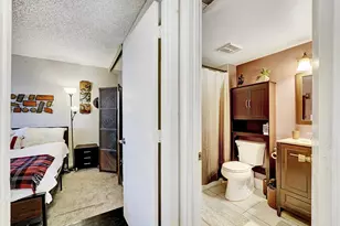 2766 Carambola Cir S, Coconut Creek, FL 33066 - Photo 25