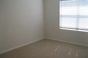 476 Seafoam Cir, Fort Pierce, FL 34945 - Photo 9