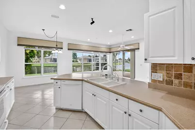 7975 Rockford Road, Boynton Beach, FL 33472 - Photo 19