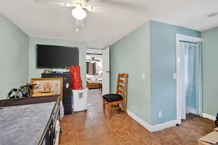 1079 Highview Rd, Lake Worth, FL 33462 - Photo 19