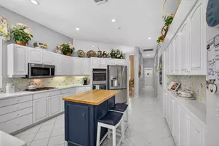 8784 Lakes Blvd, West Palm Beach, FL 33412 - Photo 19