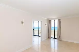 5070 N Ocean Dr, Singer Island, FL 33404 - Photo 21