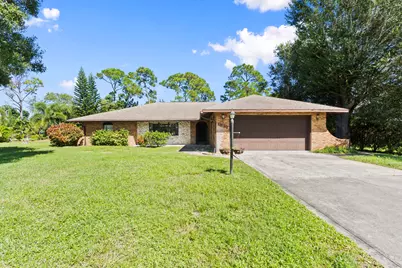 1537 SE Blockton Avenue, Port Saint Lucie, FL 34952 - Photo 5