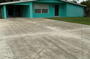 8151 SE Evergreen St, Hobe Sound, FL 33455 - Photo 1