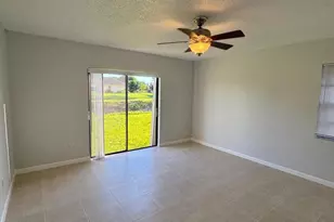 1427 Summit Run Cir, West Palm Beach, FL 33415 - Photo 9