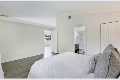 828 Club Drive, Palm Beach Gardens, FL 33418 - Photo 11