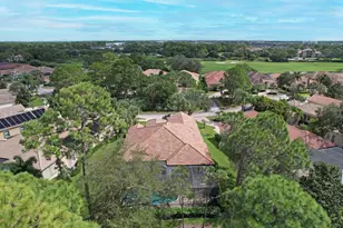 8705 Tompson Point Rd, Port Saint Lucie, FL 34986 - Photo 7