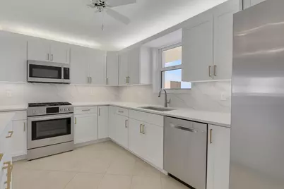 1051 Hillsboro Mile, Unit #Ph4E, Hillsboro Beach, FL 33062 - Photo 21