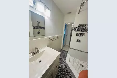 555 Banyan Tree Lane, Unit #5, Delray Beach, FL 33483 - Photo 5