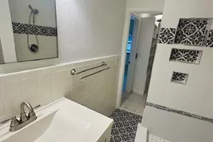 555 Banyan Tree Ln, Delray Beach, FL 33483 - Photo 5