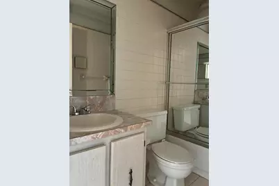 574 Burgundy L, Unit #574, Delray Beach, FL 33484 - Photo 17