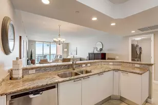 2650 Lake Shore Dr, Riviera Beach, FL 33404 - Photo 15