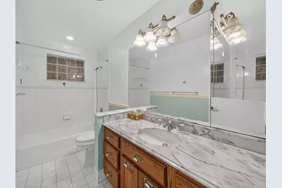 1401 Alpha Court N, Lake Clarke Shores, FL 33406 - Photo 13