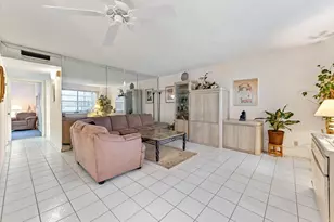 588 Normandy M, Delray Beach, FL 33484 - Photo 5