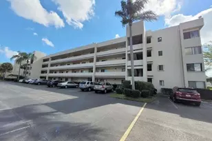 3154 Via Poinciana, Lake Worth, FL 33467 - Photo 1