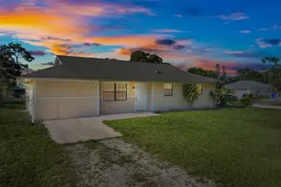 1495 12th St SW, Vero Beach, FL 32962 - Photo 1