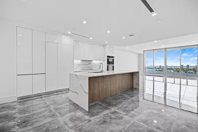 220 Lake Shore Drive, Unit #2106, Lake Park, FL 33403 - Photo 7