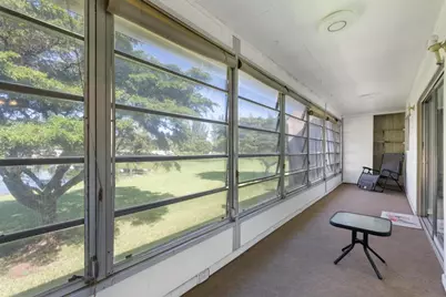 124 Lake Constance Drive, West Palm Beach, FL 33411 - Photo 19