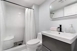 124 Lake Constance Dr, West Palm Beach, FL 33411 - Photo 17