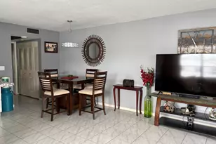 287 Camden L, West Palm Beach, FL 33417 - Photo 3