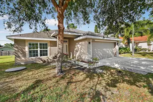 1492 SE Morrow St, Port Saint Lucie, FL 34983 - Photo 3