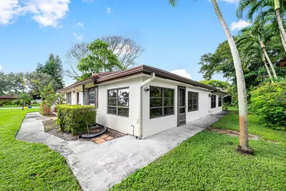 301 NW 42nd Street, Boca Raton, FL 33431 - Photo 21