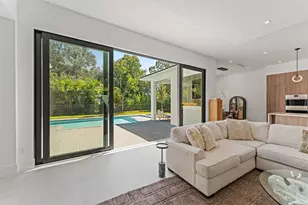 18488 Symphony Ct, Jupiter, FL 33458 - Photo 5