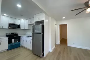 302 N Tamarind Ave, West Palm Beach, FL 33401 - Photo 3