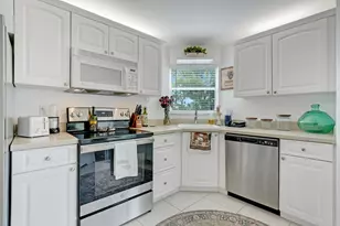 3755 Via Poinciana, Greenacres, FL 33467 - Photo 7