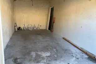 1110 Lake Shore Dr, Lake Park, FL 33403 - Photo 9