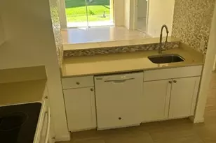 1110 Lake Shore Dr, Lake Park, FL 33403 - Photo 15