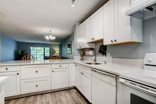 48 Stratford Ln W, Boynton Beach, FL 33436 - Photo 5