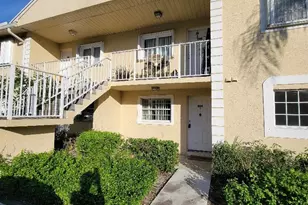 104 Palm Beach Trace Dr, Royal Palm Beach, FL 33411 - Photo 1