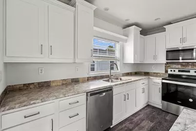 805 Avenue B Avenue, Fort Pierce, FL 34950 - Photo 7