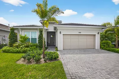 9901 Regency Way, Palm Beach Gardens, FL 33412 - Photo 1